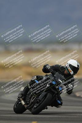 media/Nov-15-2025-Race Pace (Sat) [[8de605a2d8]]/Non Verified Riders (1st 20 Minutes)/Turn 4 (1010am)/